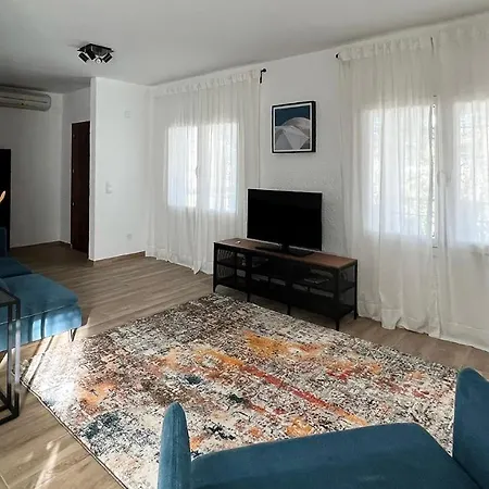 Дом отдыха Charming In Eldorado Playa. Камбрильс